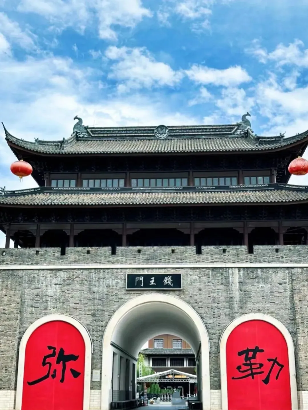 清明节去哪里旅游?这座被低估的宜居小城,可以列入清单