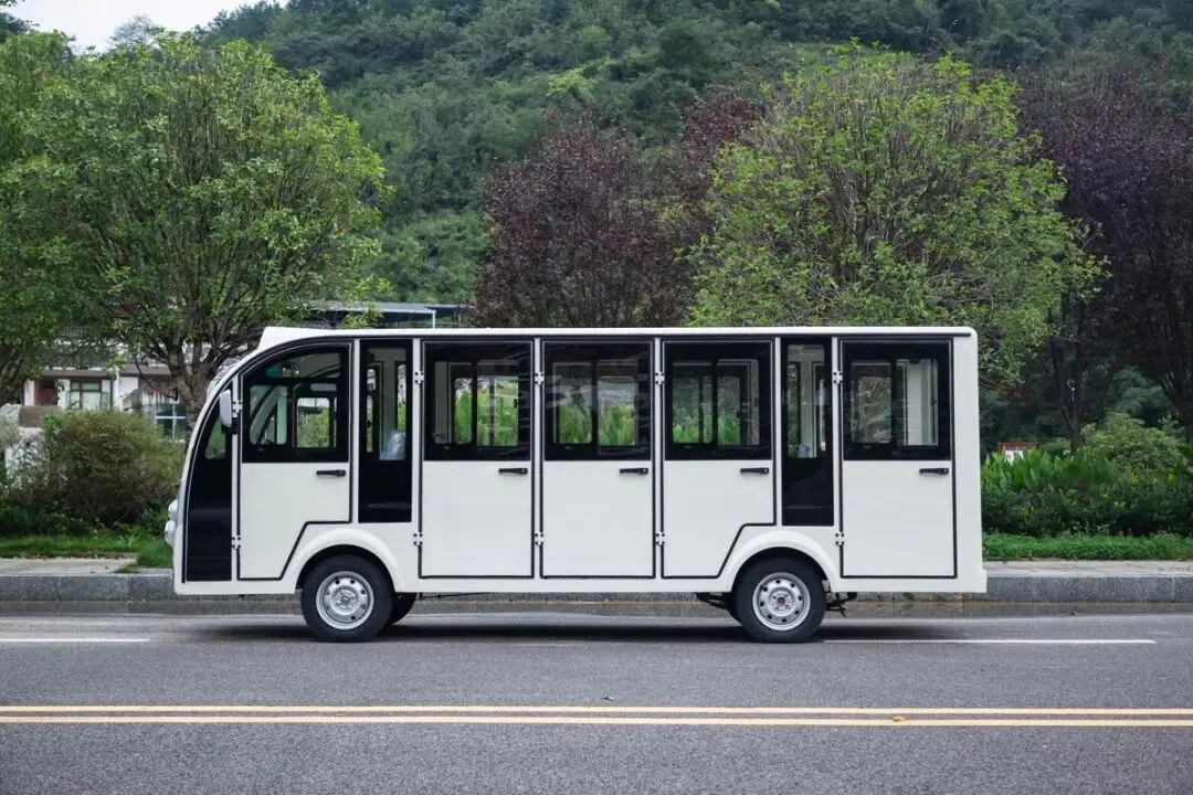 景区大门越修越远,摆渡车成“必选项”?别让这点心思毁了旅行心情