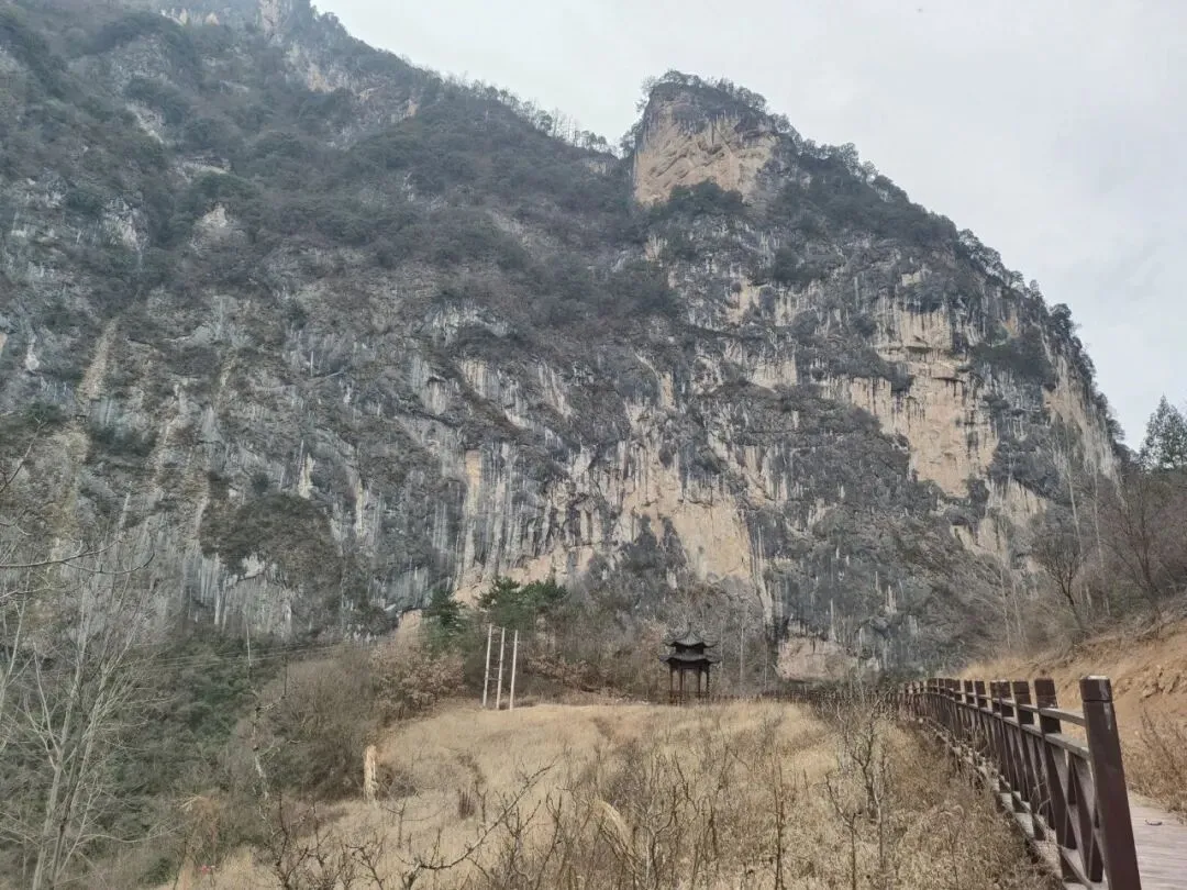 甘肃徽县上滩村,地处三滩景区范围,犹如世外桃源之地