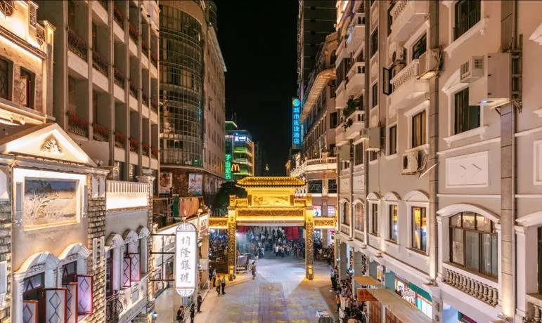 梧州著名的旅游景点——骑楼城