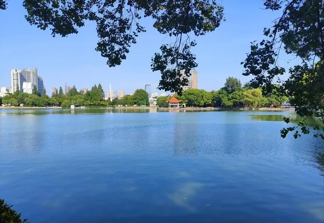 芜湖著名的旅游景点——镜湖