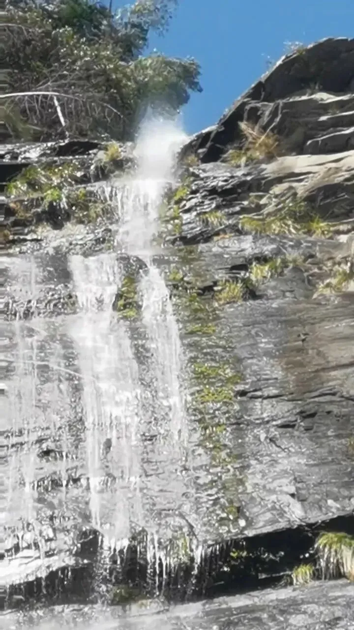 庐山秀峰景区有个景点叫李璟读书台