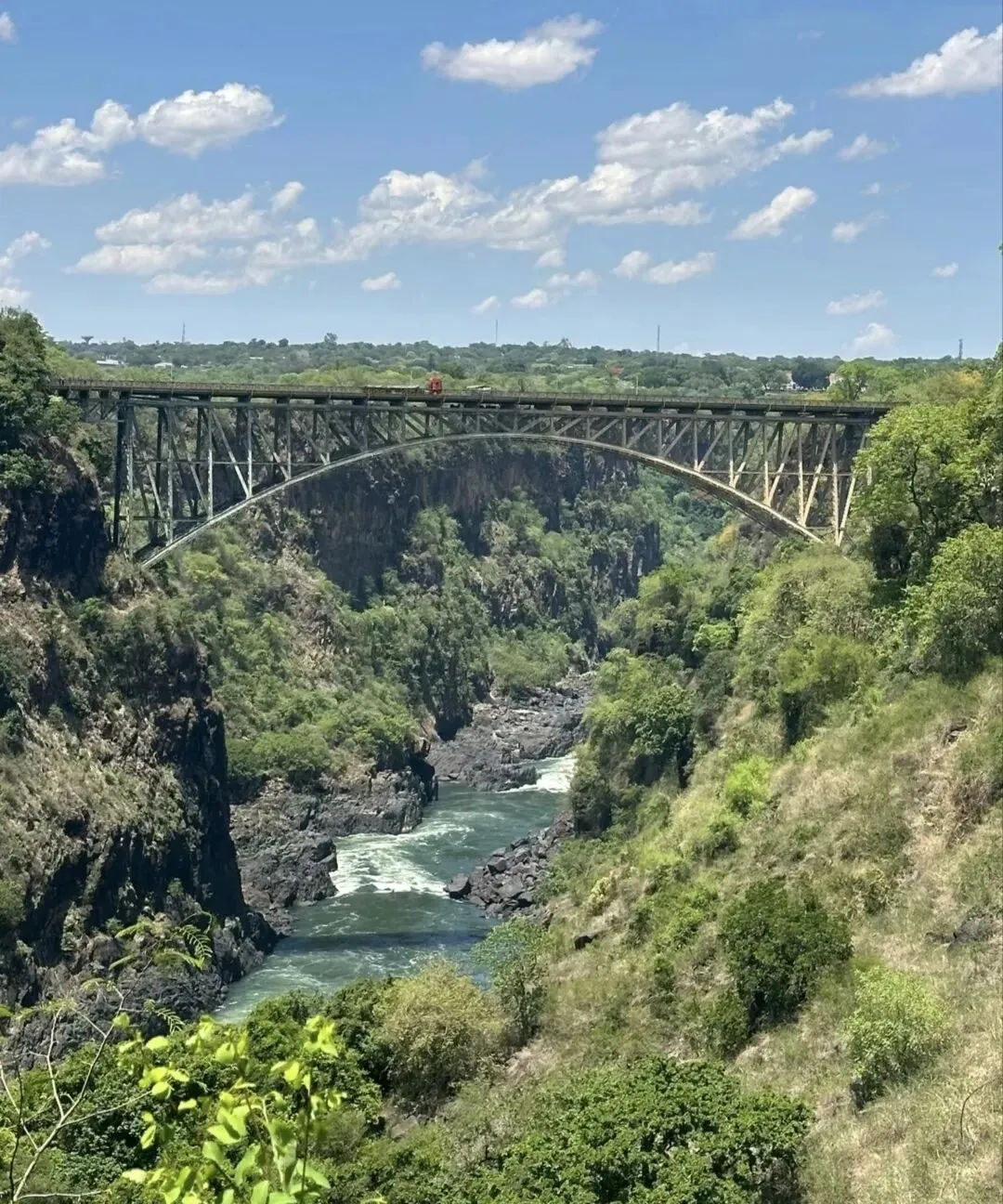 非洲必去景点:彩虹大瀑布