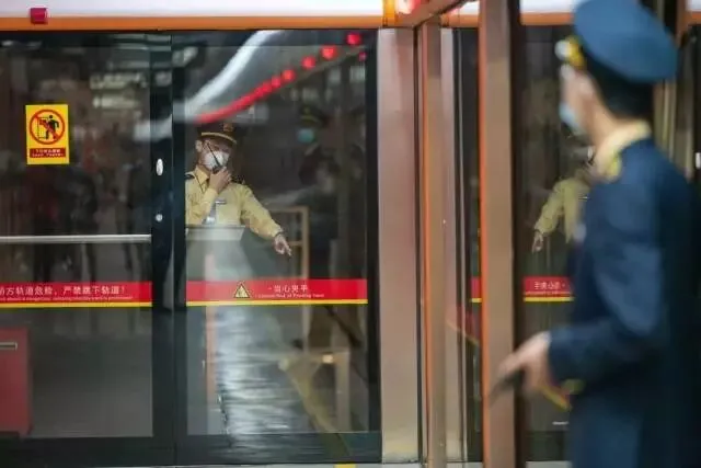 注意!广州地铁候车时间延长,请做好行程规划!