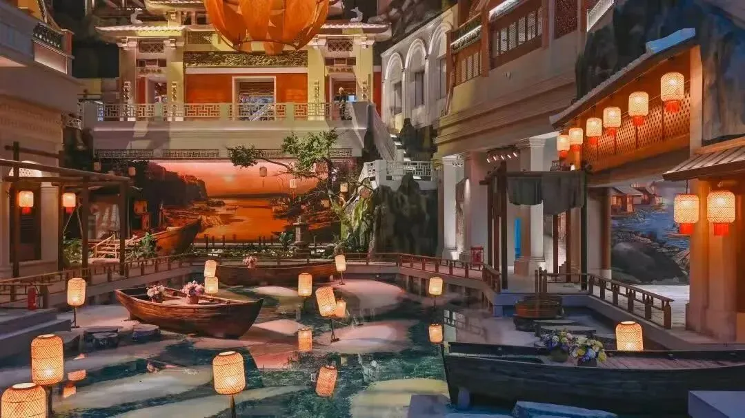 『遇见厦门』全国首个闽南幻境主题景区“屿见闽南·时光幻境”开启文化新体验、白城沙滩、山海健康步道一日游