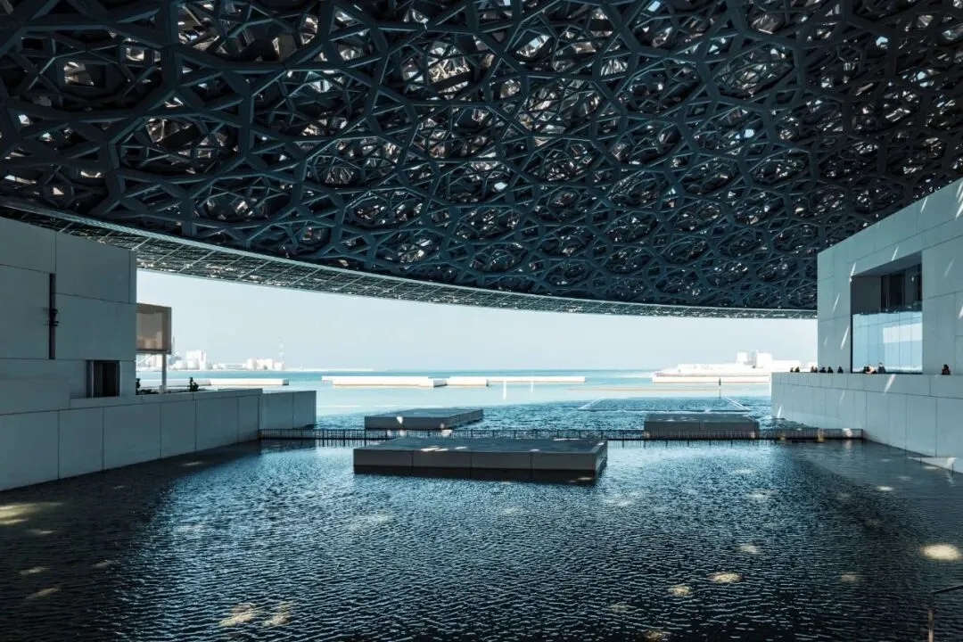 刘亦菲同款旅行攻略!一半是海水,一半是沙漠的奇异王国