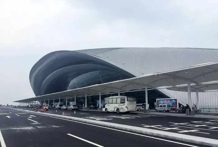 踏青旅游特辑(三)藏在广西的春日秘境丨3月巴马赏花、吸氧,美食多到不想走,三天两晚全!(收藏篇)