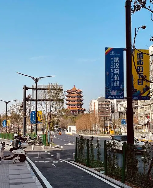 谁说旅行必须做攻略?在武汉街头随意Citywalk,才是打开春天的正确方式