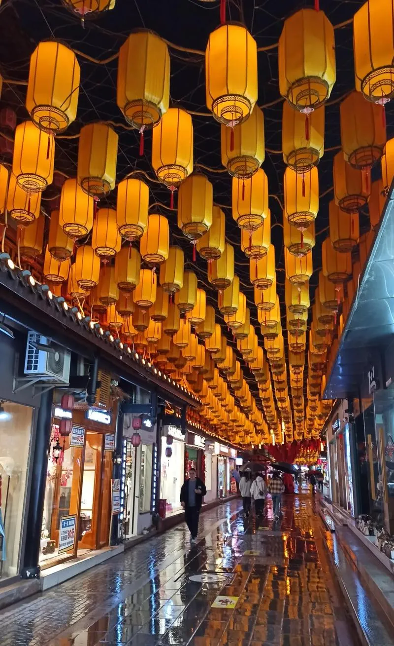 谁说旅行必须做攻略?在德阳街头随意Citywalk,才是打开春天的正确方式