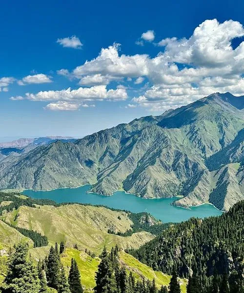 高铁直达!乌鲁木齐十大旅游景点精选,想来乌鲁木齐旅游,看这个就够了!!!