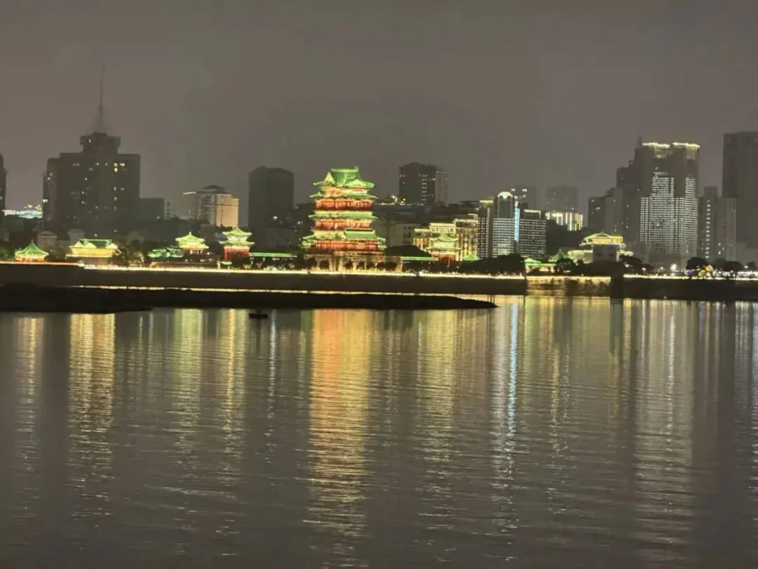 古建筑景区全方位旅游攻略之南昌:千年豫章古建览胜+交通食宿+地道美食全指南