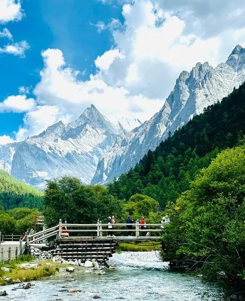 6-8月最美十大旅游线路,带着全家,走进《国家地理》封面图!