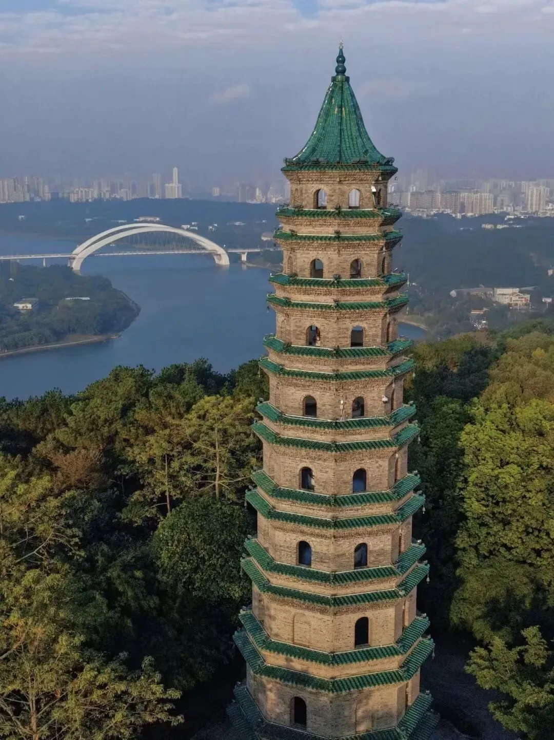 南宁市古建筑景区全方位旅游攻略:千年邕州古建览胜+交通食宿+地道美食全