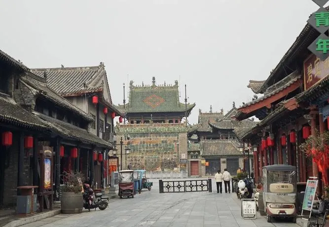 谁说旅行必须做攻略?在南阳街头随意Citywalk,才是打开春天的正确方式