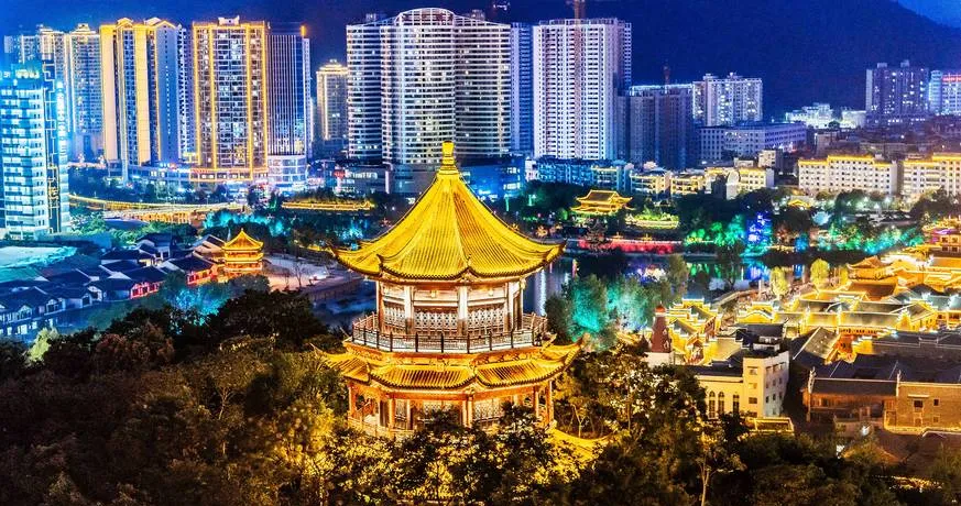 铜仁全能公园!被誉为小梵净山,游玩放松休闲一站式