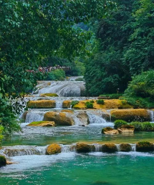 攻略 国内小城,老外扎堆?荔波小七孔保姆级旅行指南,一文看懂景区玩法与行程规划