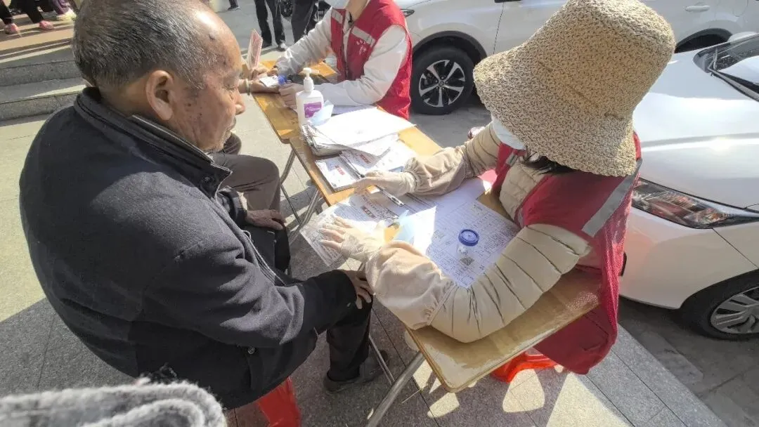 坳头村 、福和居委免费体检行程安排