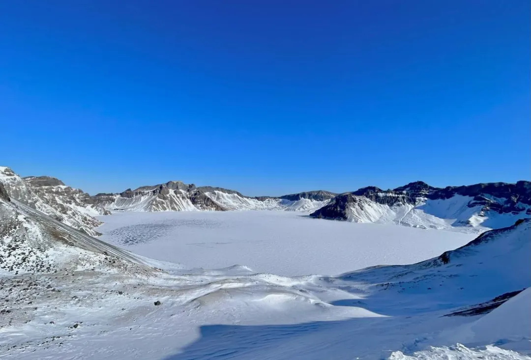 旅游攻略 2026 年冰雪节期间超详细长白山三日游攻略,请收好!