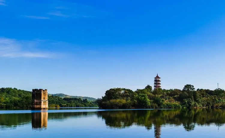 咸宁市旅行新攻略!小众场馆与特色美食,惊艳所有游客