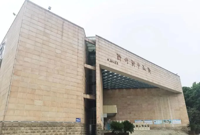 黄石市旅行新攻略!小众场馆与特色美食,惊艳所有游客