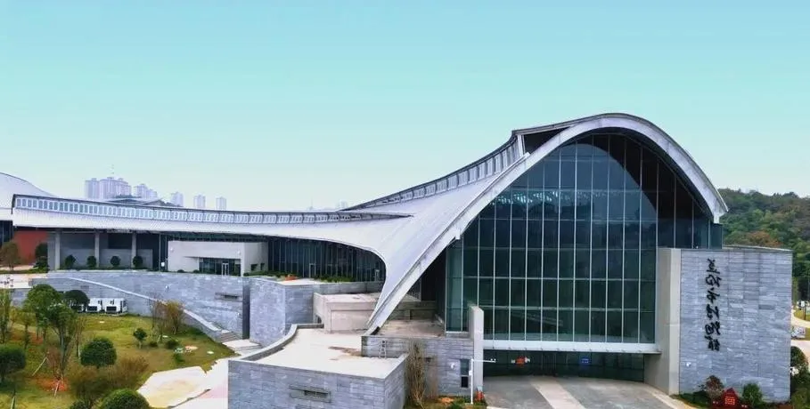 益阳市旅行新攻略!小众场馆与特色美食,惊艳所有游客