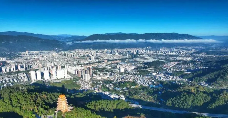 临沧市旅行新攻略!小众场馆与特色美食,惊艳所有游客