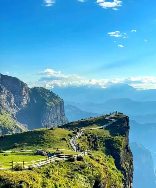 昭通市旅行新攻略!小众场馆与特色美食,惊艳所有游客