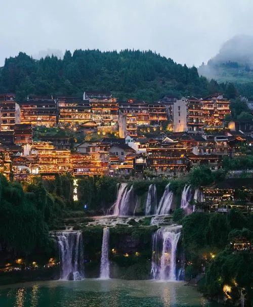 湖南还有这样一个小镇夜晚超美(附最新旅游攻略)