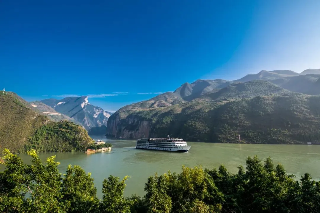 2026五一黄金周长江三峡旅游攻略:怎么安排最省时省力?这份三天路线直接抄作业!三峡大坝,葛洲坝,西陵峡,巫峡,瞿塘峡一个不落!