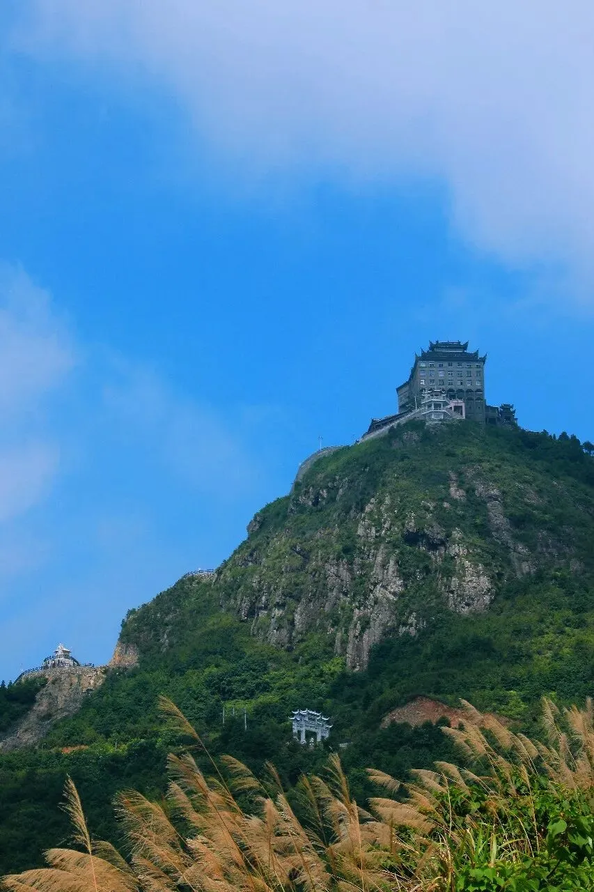 芙蓉尖旅游攻略,云端道观