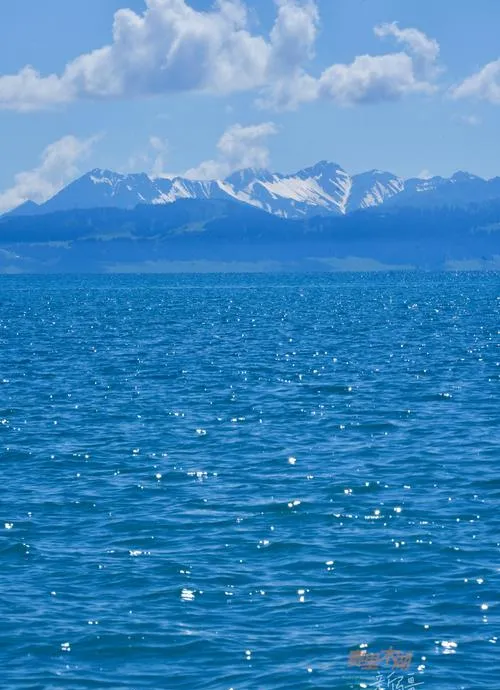 新疆三条自驾经典路线日程8-15天安排