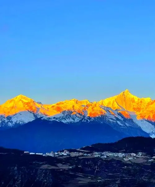 云南旅行5大路线,自驾看三景全地图