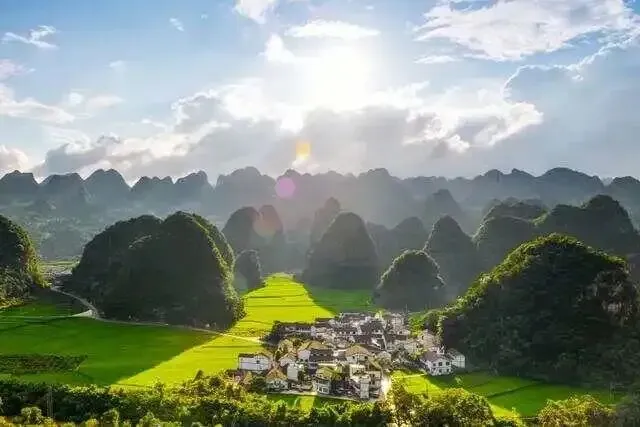 万峰林旅游全攻略:中国最美峰林之一,漫步其间悠然见南山,告别打卡式