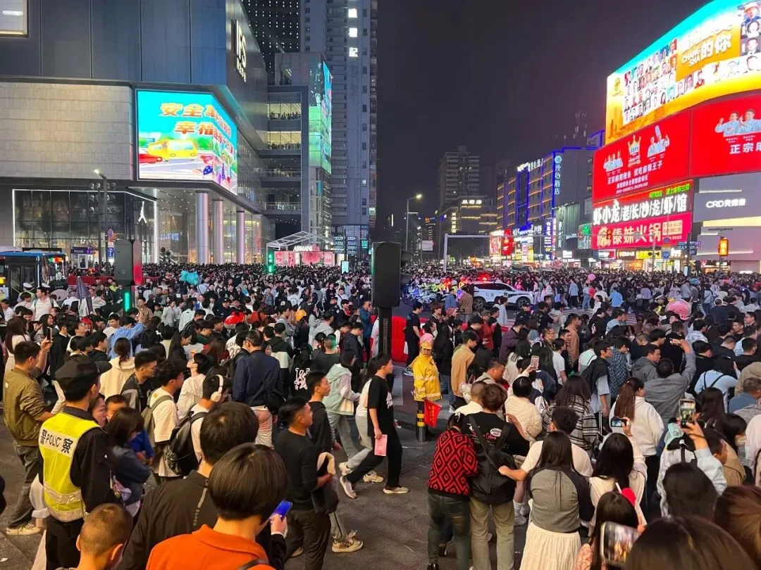 五一流量密码:旅游攻略IP如何靠“避坑+种草”实现爆发式涨粉?