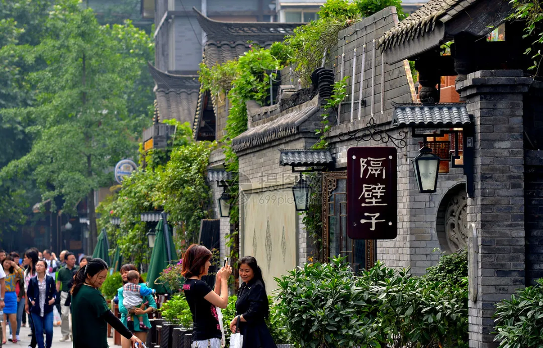 五一小长假全家游去哪?这8个城市游玩吃喝全攻略!