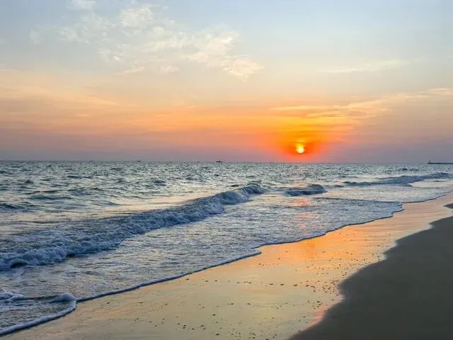 4月三亚旅游超详细攻略|上海到三亚三日游多少钱?实用省钱版