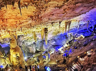 贵州秘境全打卡!8 天原生态游玩攻略,山川溶洞太惊艳