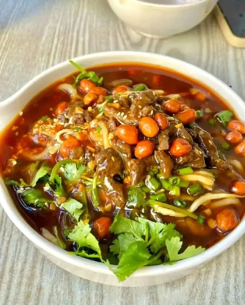 海南旅游美食攻略:8 家地道经典美食,一口尝尽海南的阳光与鲜爽