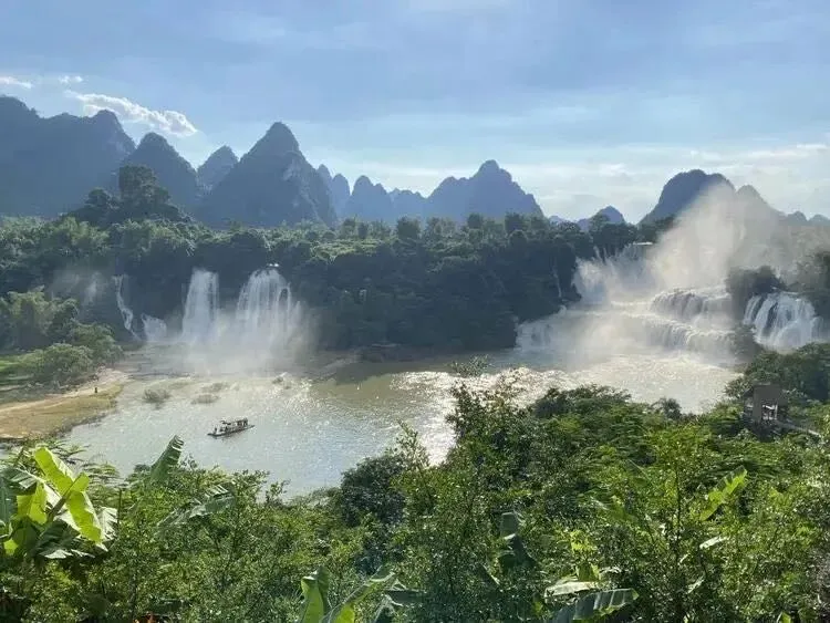 五一5天旅游攻略|人少景美+省钱避坑,广西/国内精选路线