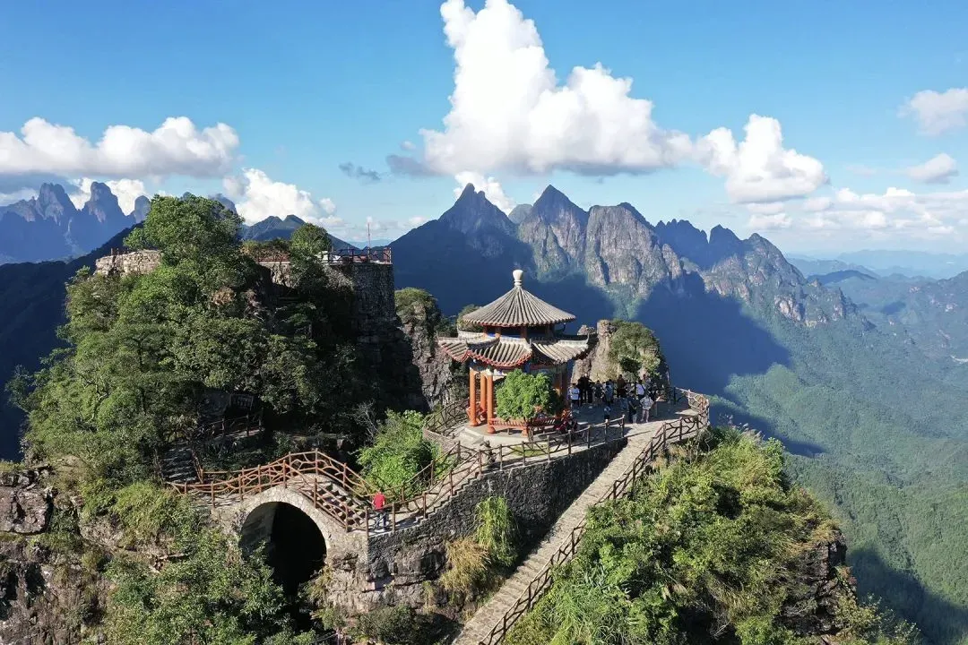 双线畅玩,嗨翻五一!平南旅游攻略来袭,雄森狂欢+北帝山状元节等你来