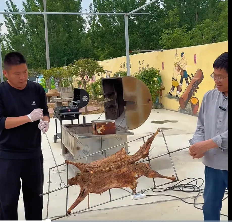 “五一”出行避坑指南!别再景区人挤人,来沂蒙山解锁自制烤全羊的山野快乐