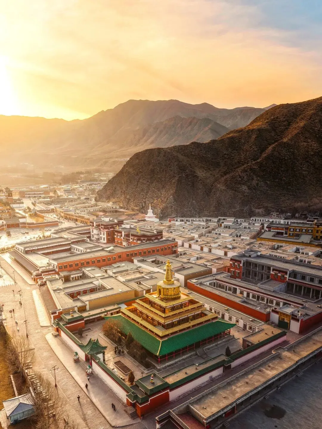 甘南旅行:拉卜楞寺 航拍攻略+机位全解析