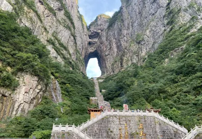 湘西神秘旅游带规划落地!张家界凤凰双王牌,吉首暂缓入围成话题