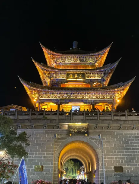 2026大理旅游终极攻略|人均2000玩转风花雪月,从苍山洱海到白族古镇全收录!