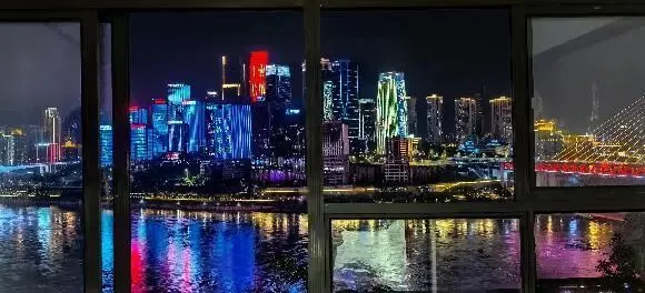 重庆4天3晚旅游攻略 (AI版本)