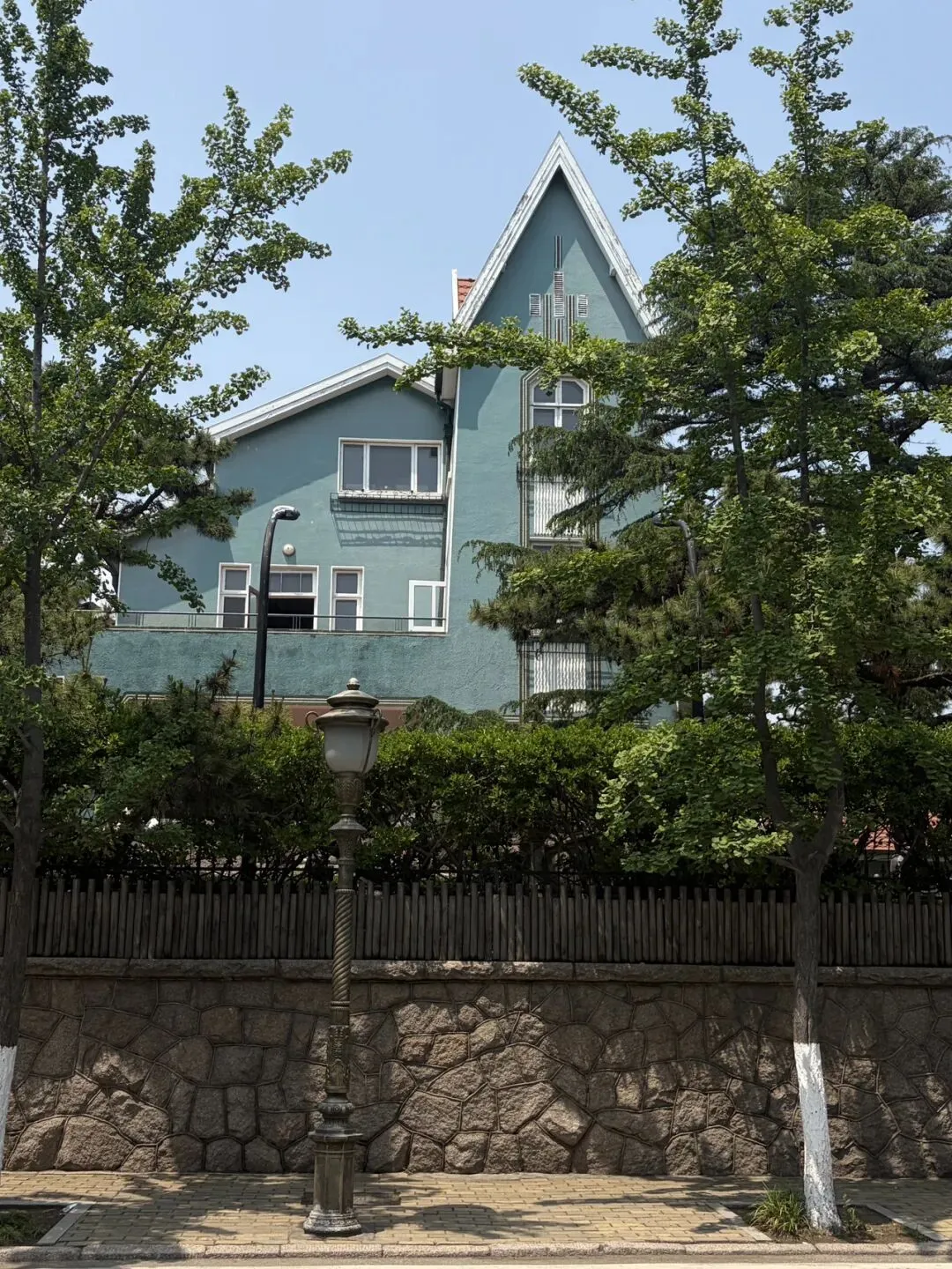 青岛3日旅游攻略(含海边、建筑、轮渡、美食)