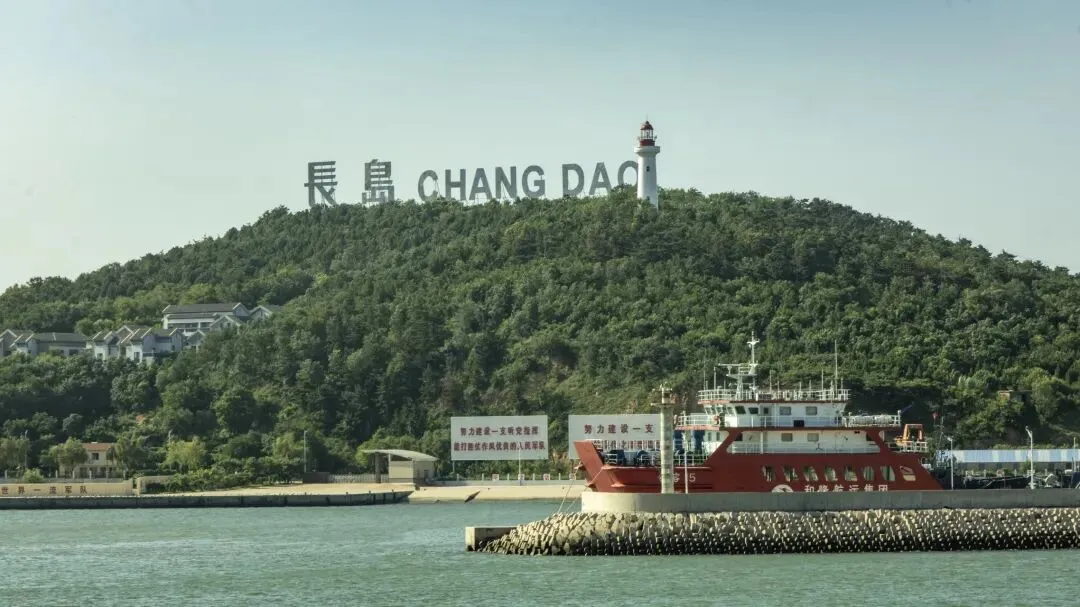 长岛游玩全指南:外地车辆不能上岛,一脚踏两海的神仙海岛这么玩