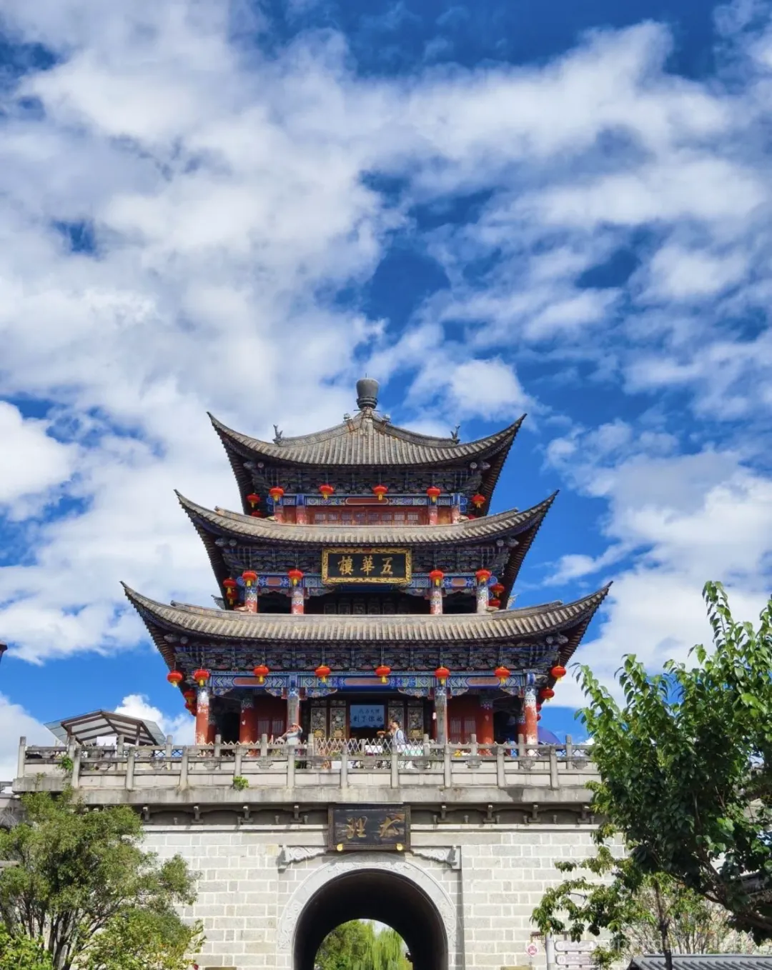 2026云南超全旅游攻略|新手不踩坑,8天玩转彩云之南