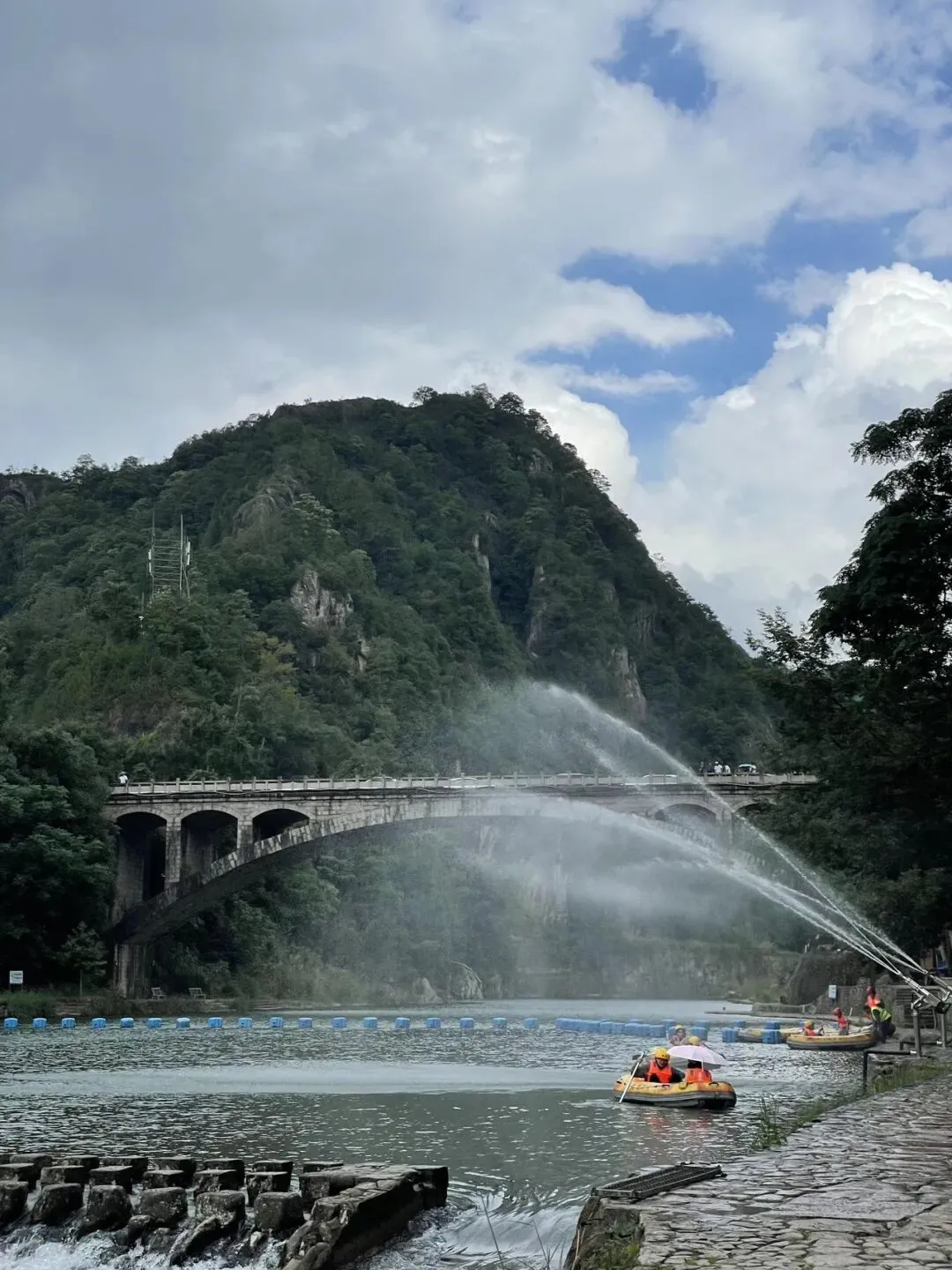 6月反向旅行天花板!这座25℃小众清凉小城,人少不堵车保姆级来咯