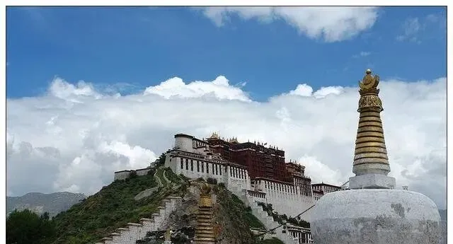 很多人都想去西藏,洋细看看旅游攻略,注意细节不违规!